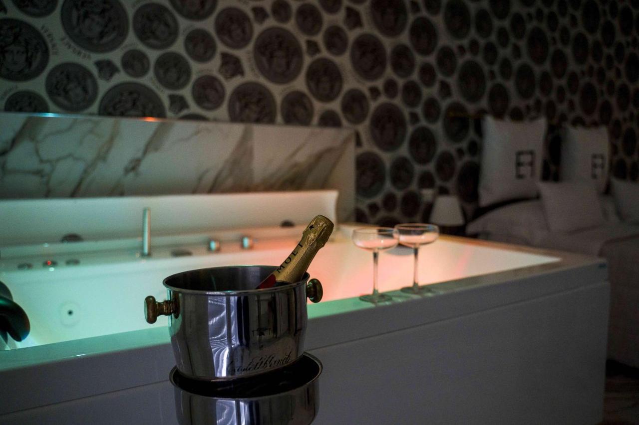 Bed and Breakfast Ef Luxury Living Paolisi Esterno foto