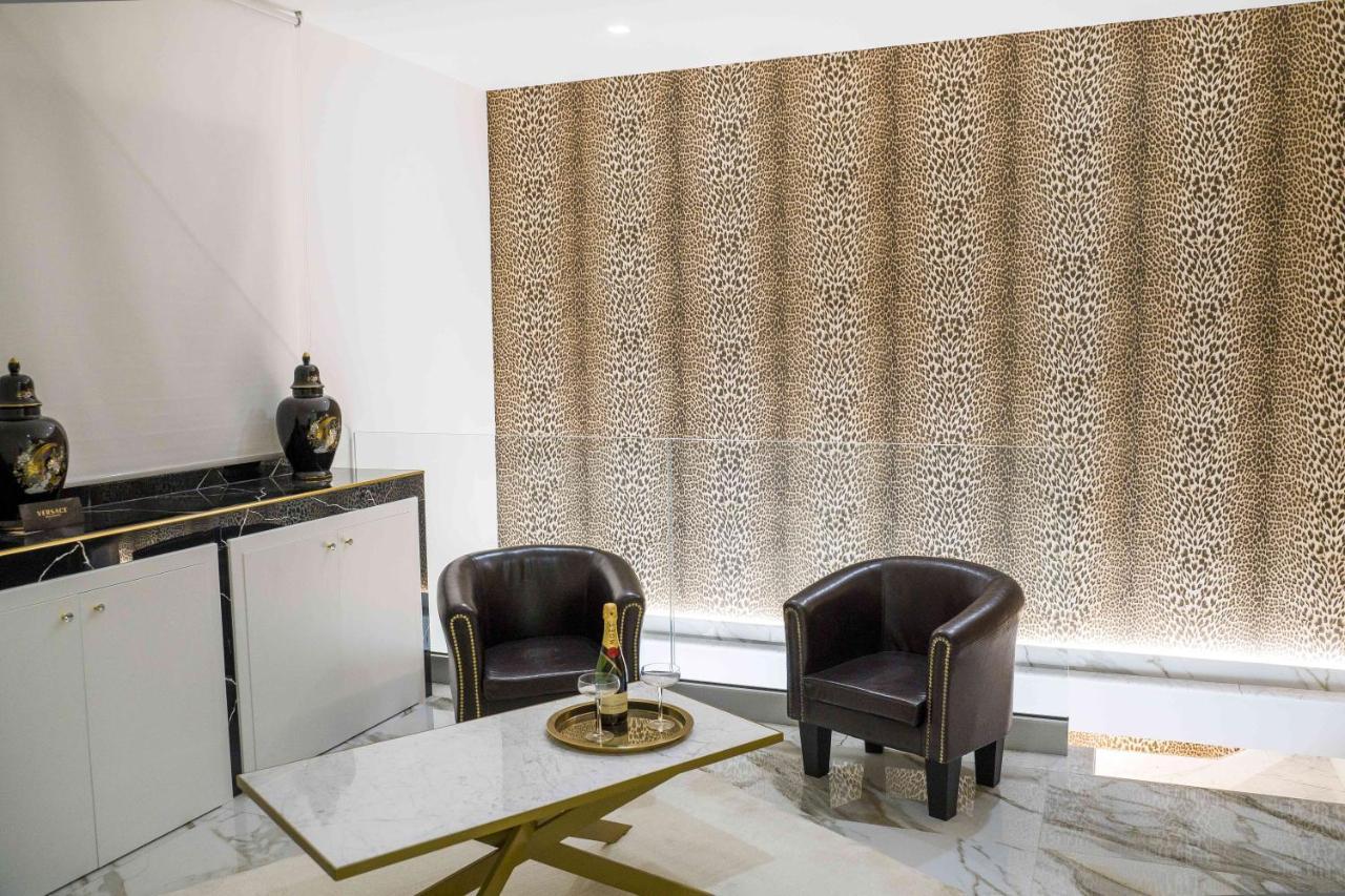 Bed and Breakfast Ef Luxury Living Paolisi Esterno foto