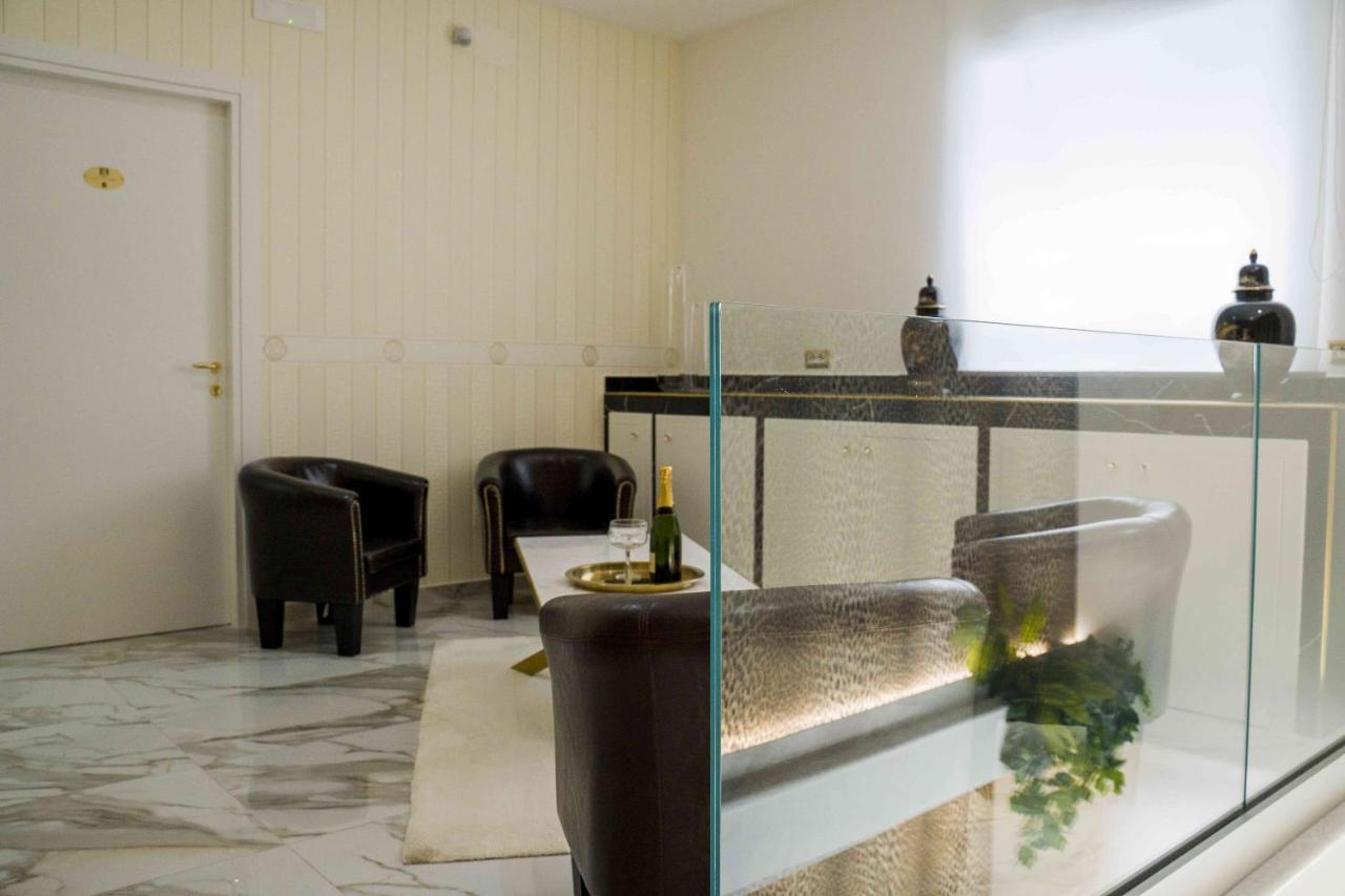 Bed and Breakfast Ef Luxury Living Paolisi Esterno foto
