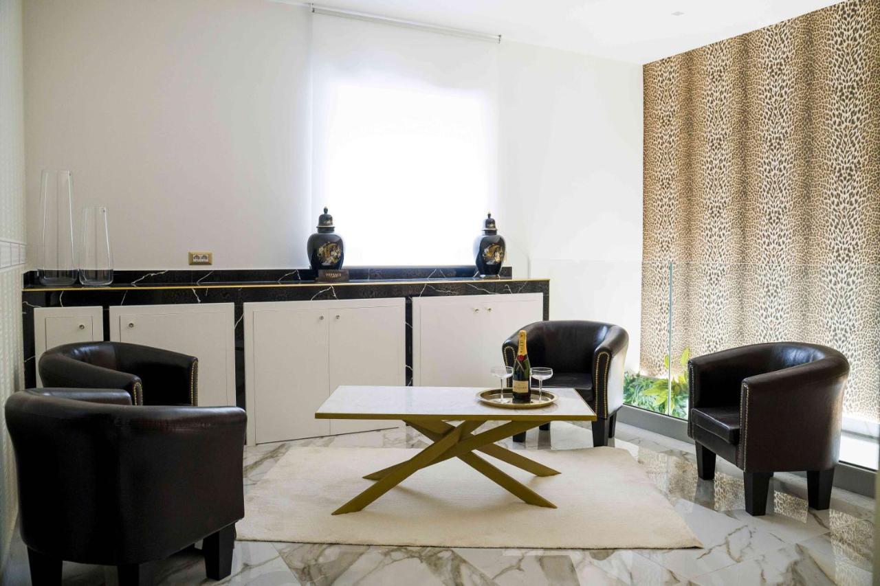 Bed and Breakfast Ef Luxury Living Paolisi Esterno foto